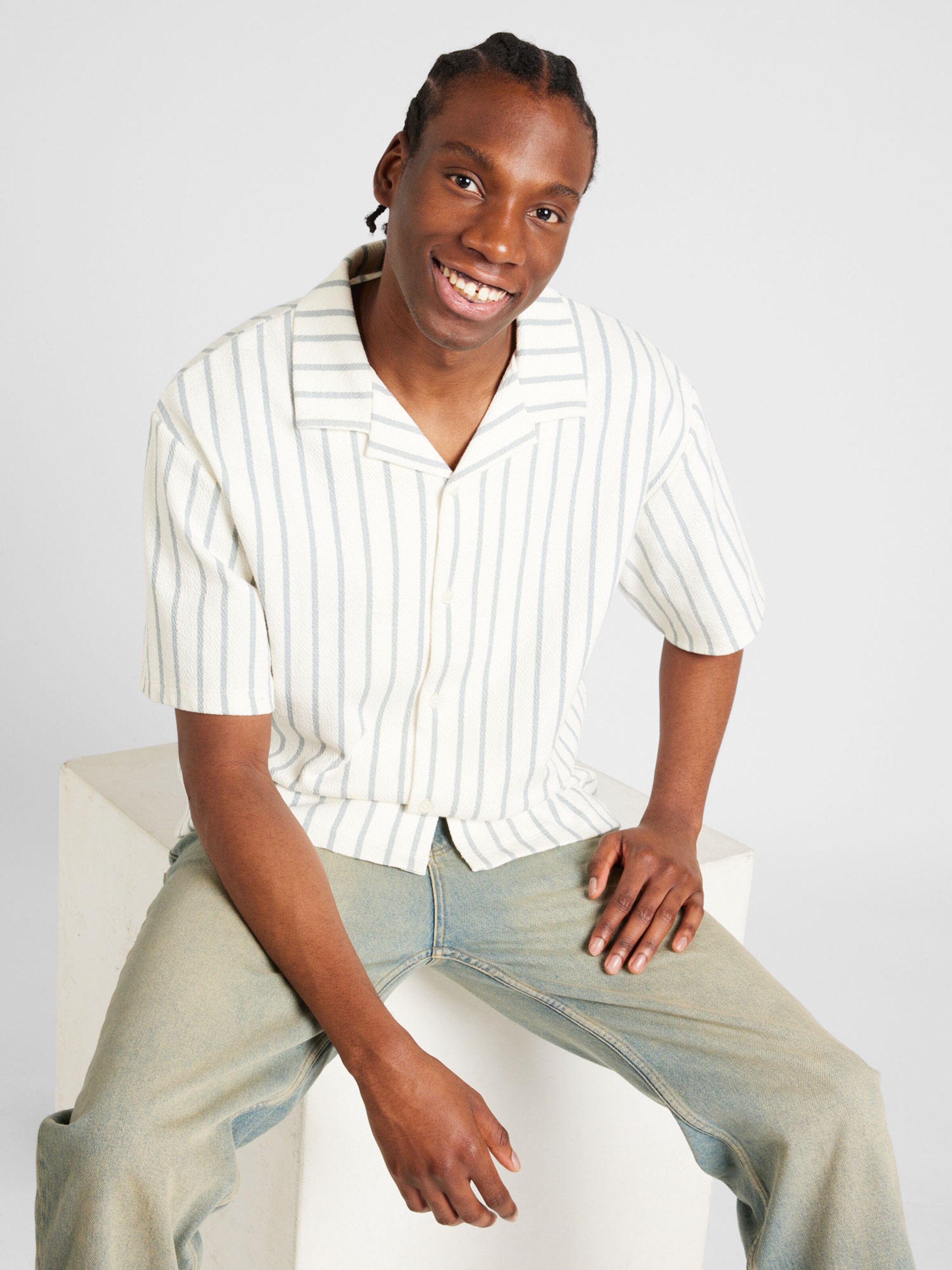 Coupe regular Chemise TOPMAN en Ecru ABOUT YOU