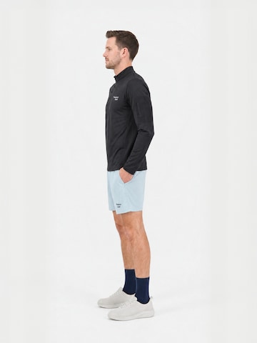 Toujours Actif Regular Shorts 'Vitesse' in Blau: Seite
