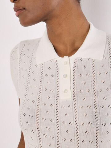 Apricot Top ' ' in Beige