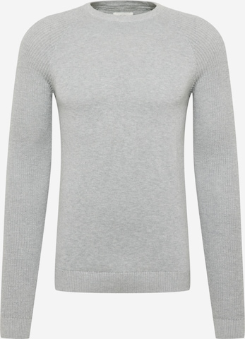 QS Sweater in Grey: front