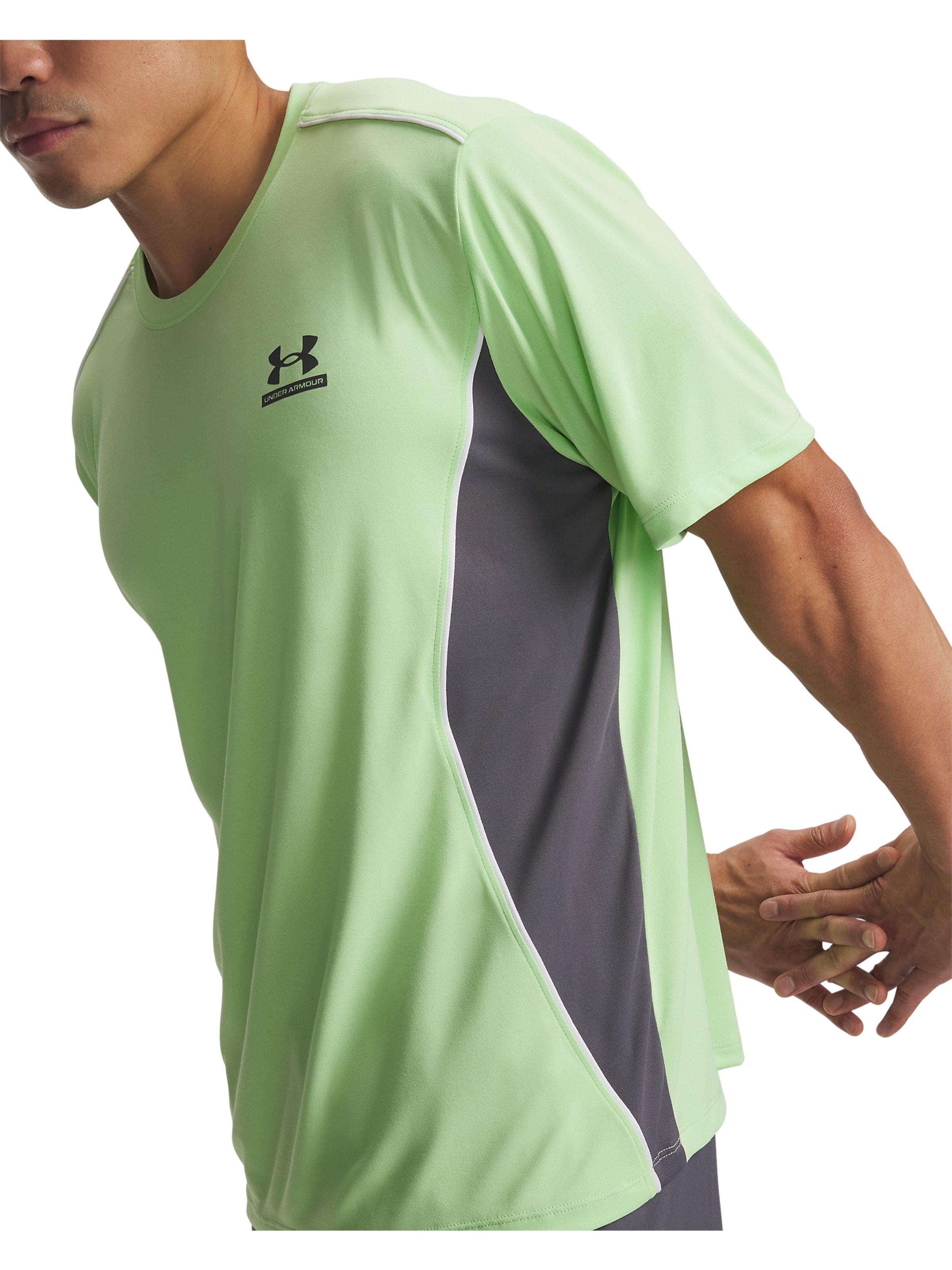 UNDER ARMOUR Funktionsshirt in Grün