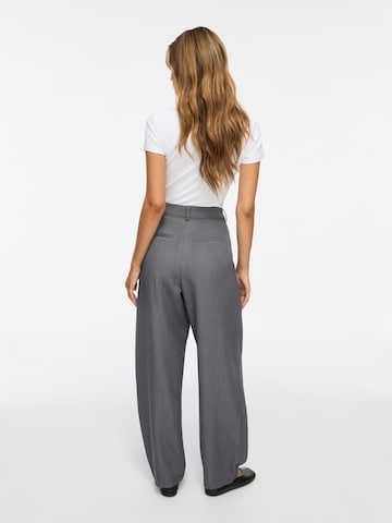 VILA - Barrel Pantalón plisado 'VILeora' en gris