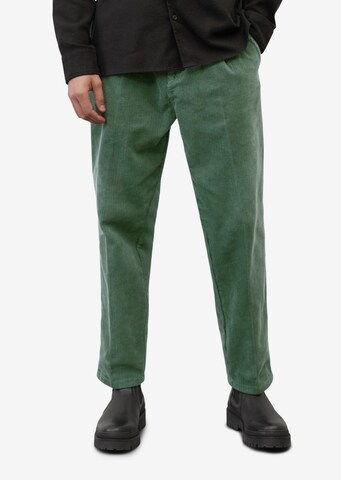 Marc O'Polo Regular Pleat-Front Pants 'Belsbo' in Green: front