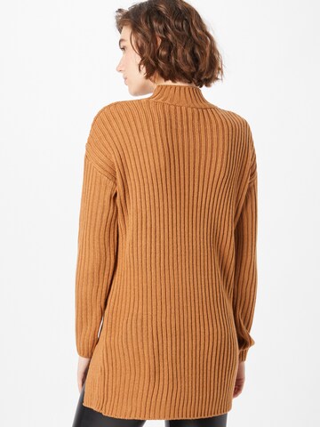 DeFacto Sweater in Brown