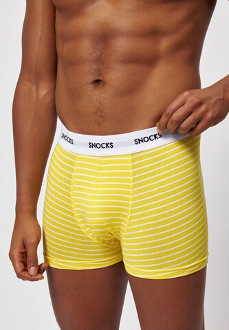 SNOCKS Boxer shorts in Yellow: front