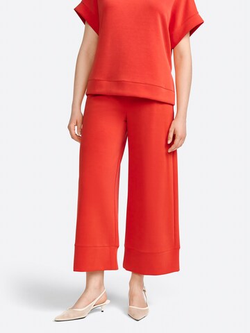 Rich & Royal Wide leg Pleat-front trousers in Red: front