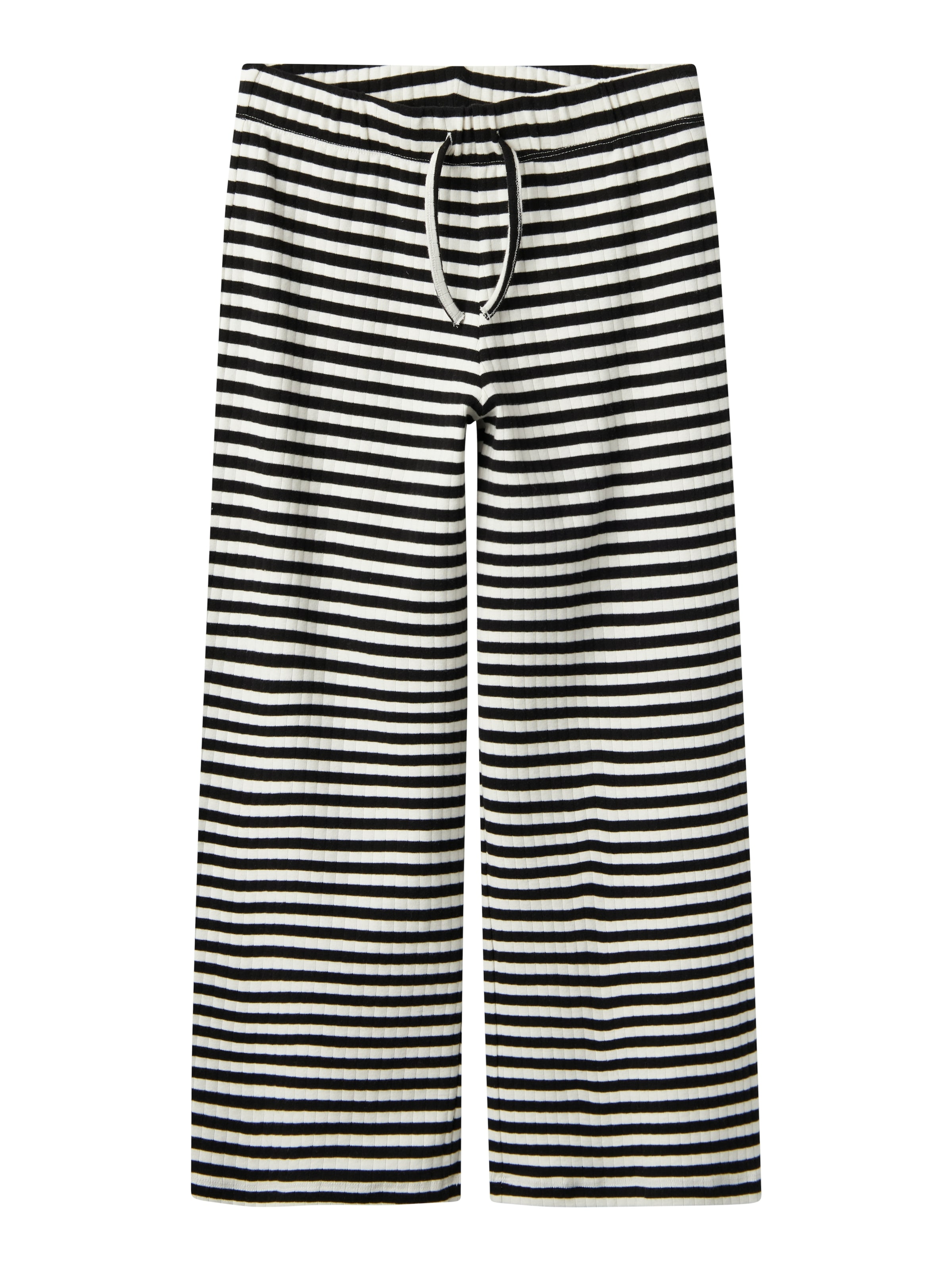 NAME IT Regular Панталон 'Suraja' в черно: отпред