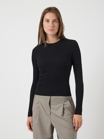 YAS Sweater 'YASZOEY' in Black: front