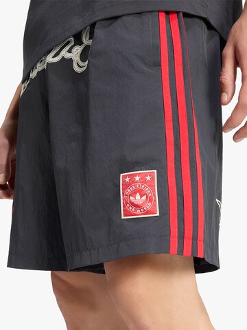 Regular Pantalon ADIDAS en noir