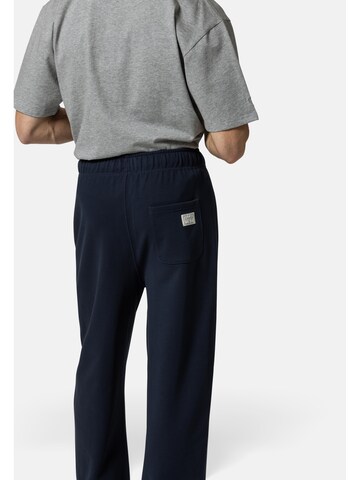 19V69 ITALIA Regular Trousers 'MICHELE COLLEGE' in Blue