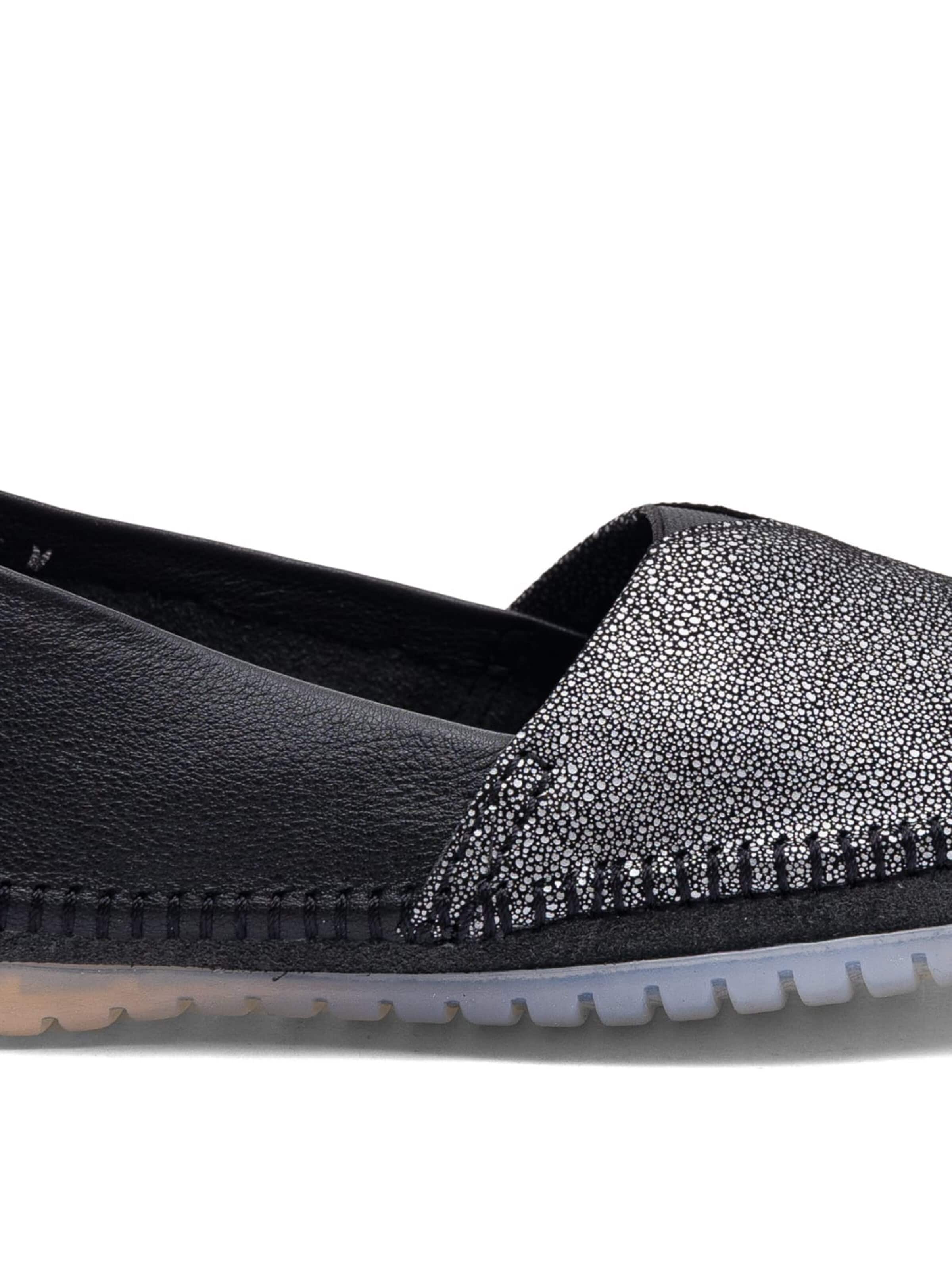 Maciejka Slipper '1930W-46/00-0'‌ in Schwarz