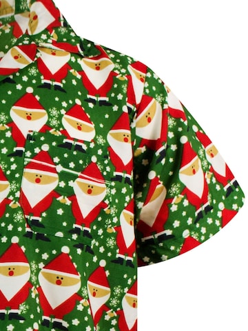 Regular fit Camicia 'Christmas Santa Allover' di King Kameha in verde