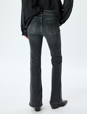 Koton Flared Jeans in Zwart