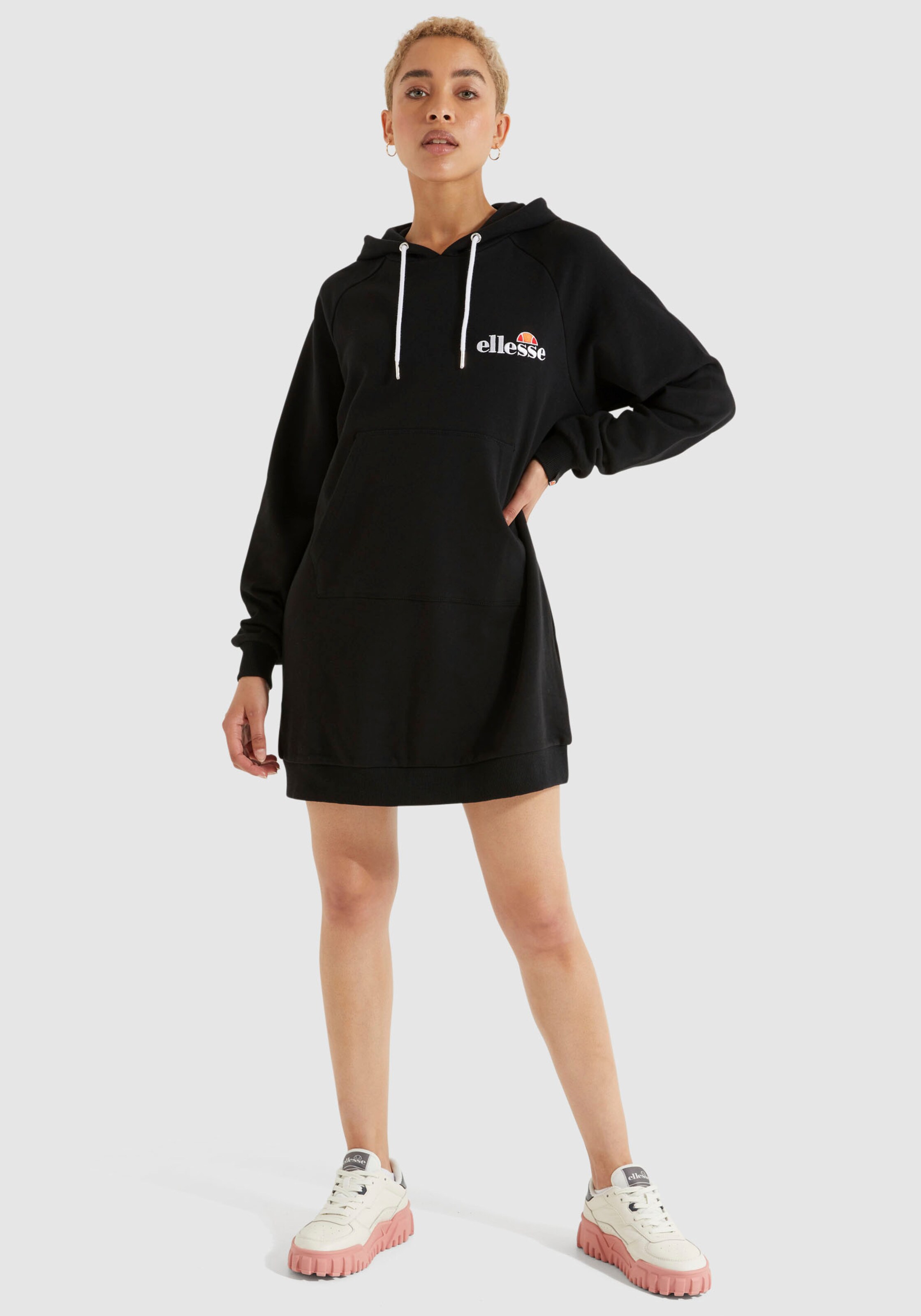 Frauen Große Größen ELLESSE Kleid in Schwarz - NZ20082 Frauen Große Größen ELLESSE Kleid in Schwarz - NZ20082