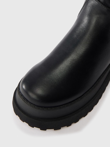 BUFFALO Overknees in Black