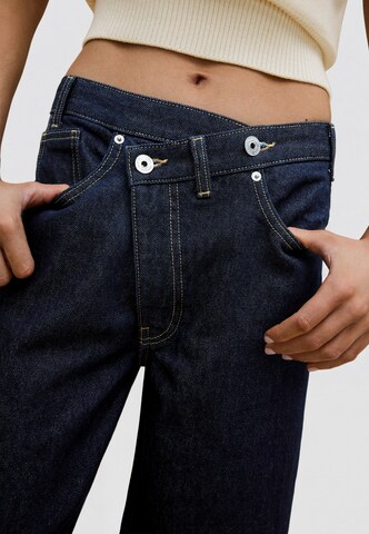 Wide leg Jeans de la Bershka pe albastru