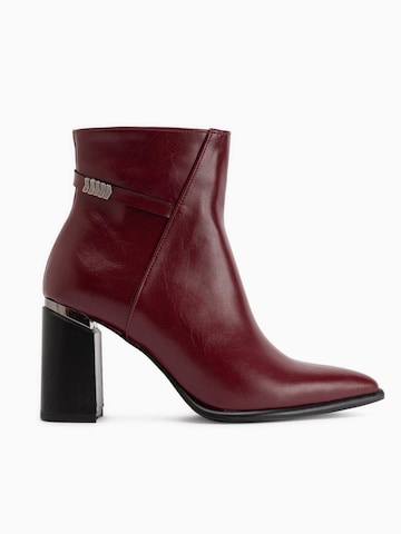Limoya Boots 'Lamia' in Red: front
