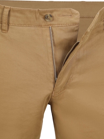 Steppin' out Slim fit Chino Pants in Brown