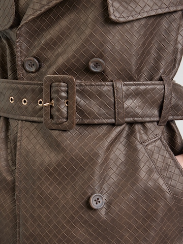 GUESS Between-Seasons Coat 'CARMEN' in Brown