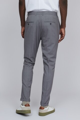 Matinique Regular Chino Pants 'Liam' in Grey