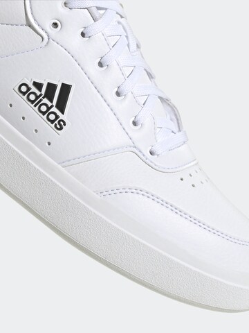 ADIDAS SPORTSWEAR Σνίκερ χαμηλό 'PARK ST' σε λευκό