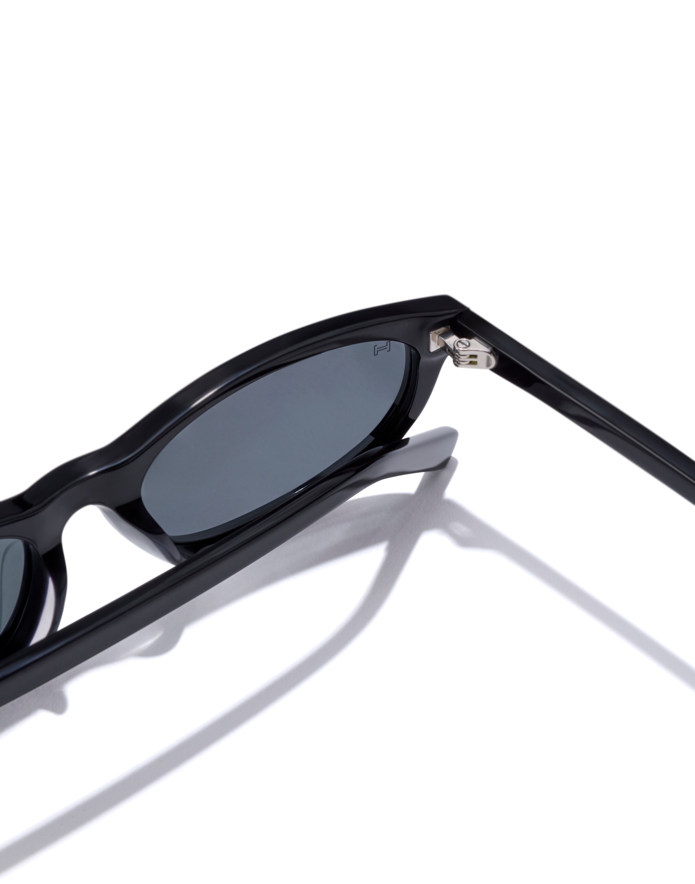 HAWKERS - Gafas de sol 'HALO' en negro