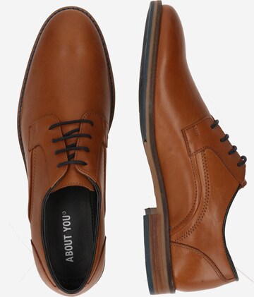 ABOUT YOU Lace-up shoe 'Hendrik' in Brown