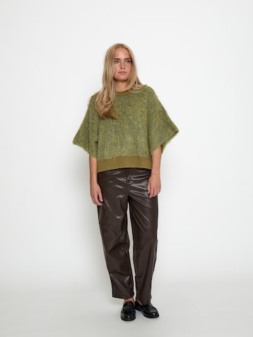 Peppercorn - Jersey 'Serena' en rojo