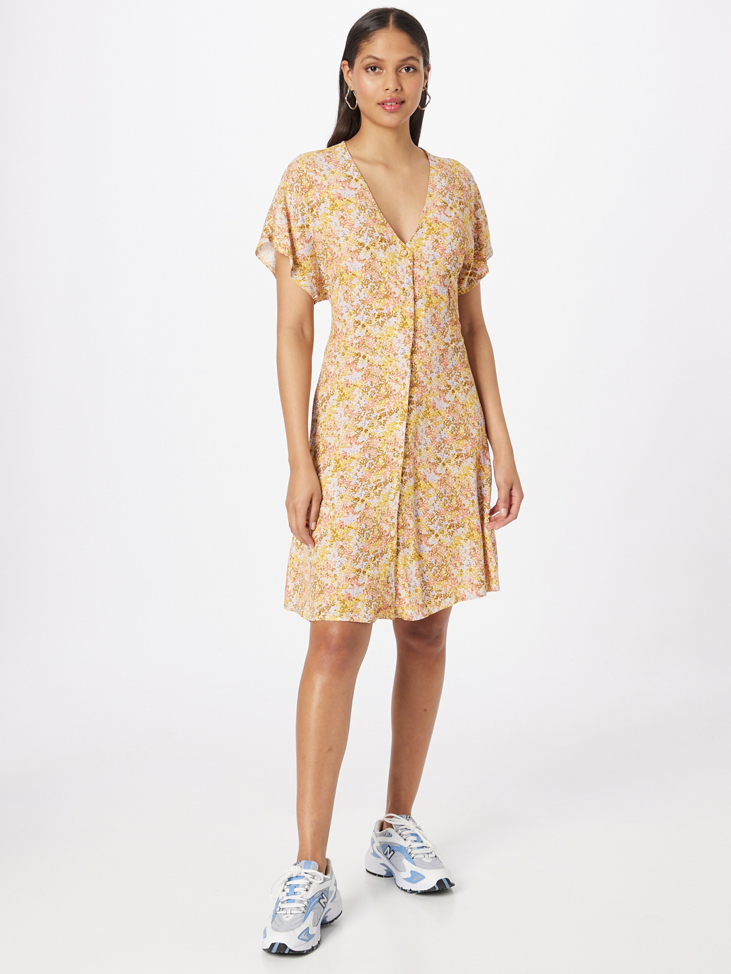 Frauen Kleider NA-KD Kleid in Mischfarben - KC95314 Frauen Kleider NA-KD Kleid in Mischfarben - KC95314