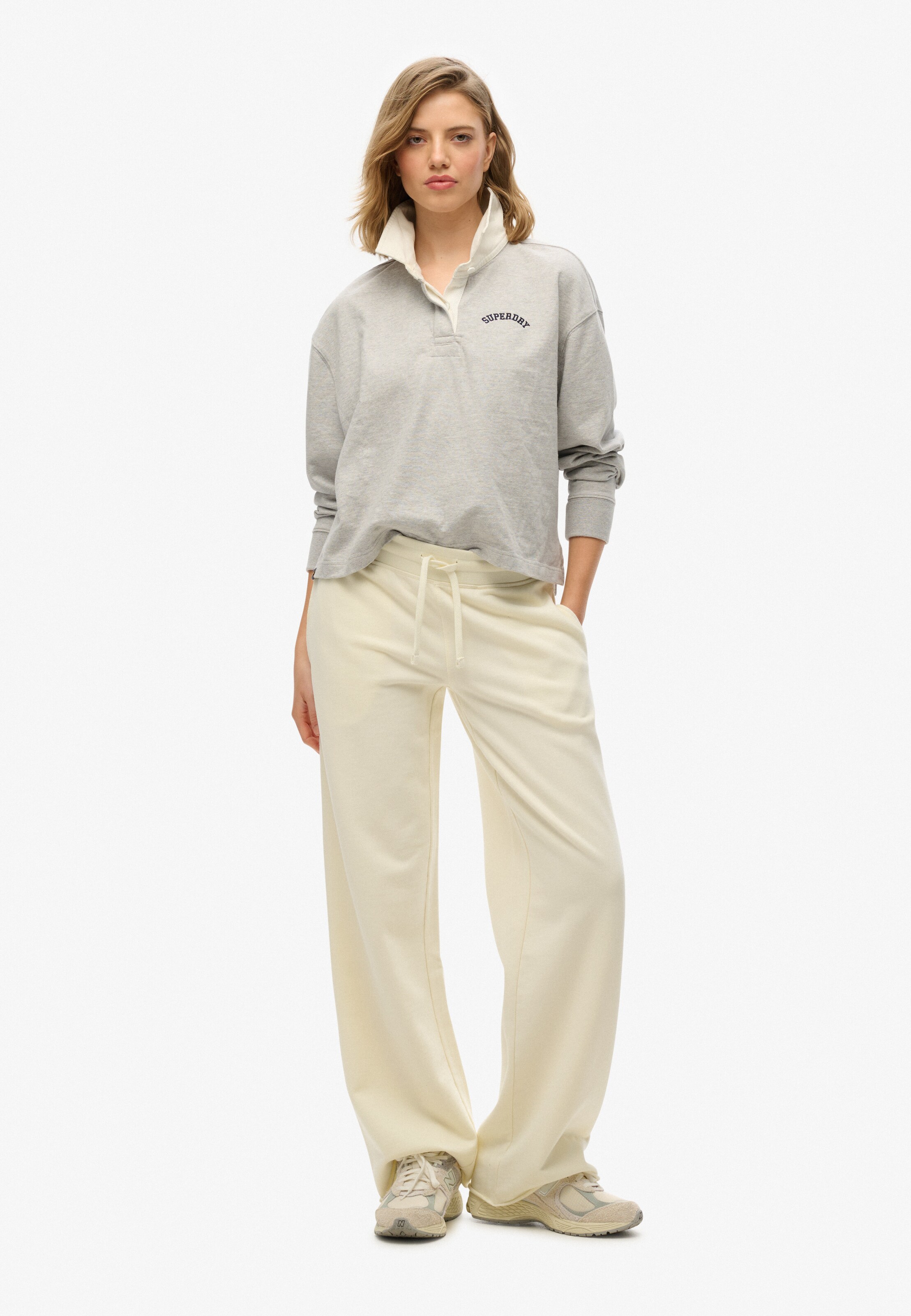 Superdry Loosefit Hose 'Studios' in Weiß