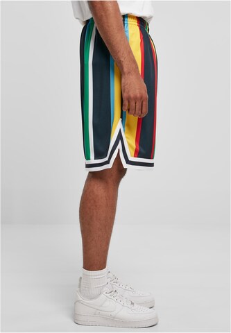 Karl Kani Loosefit Shorts in Mischfarben