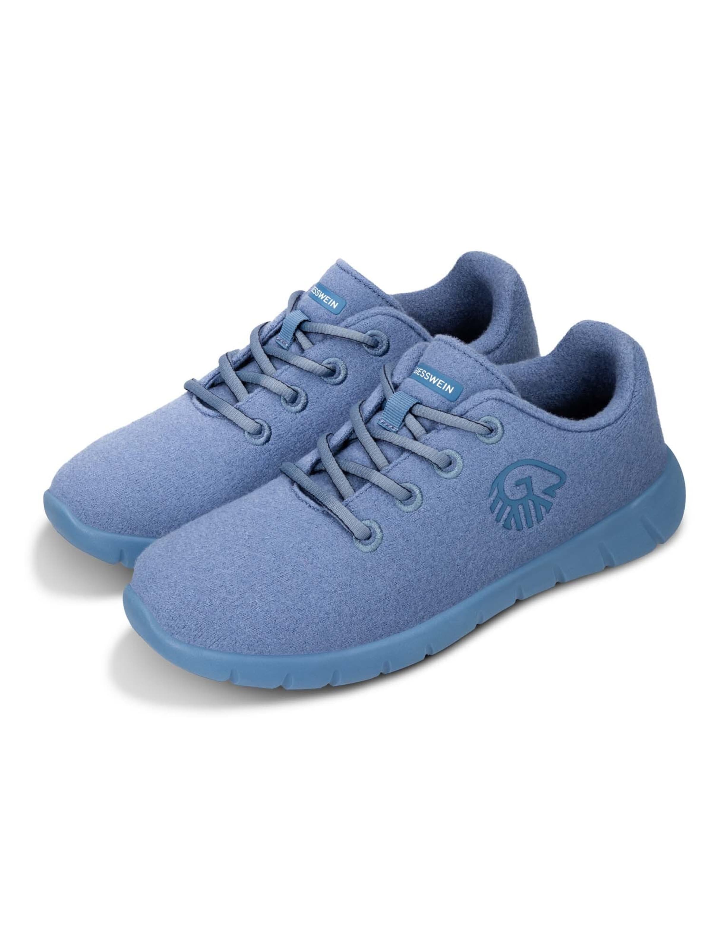 Baskets basses GIESSWEIN en bleu