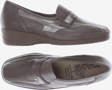 WALDLÄUFER Flats & Loafers in 39,5 in Brown: front