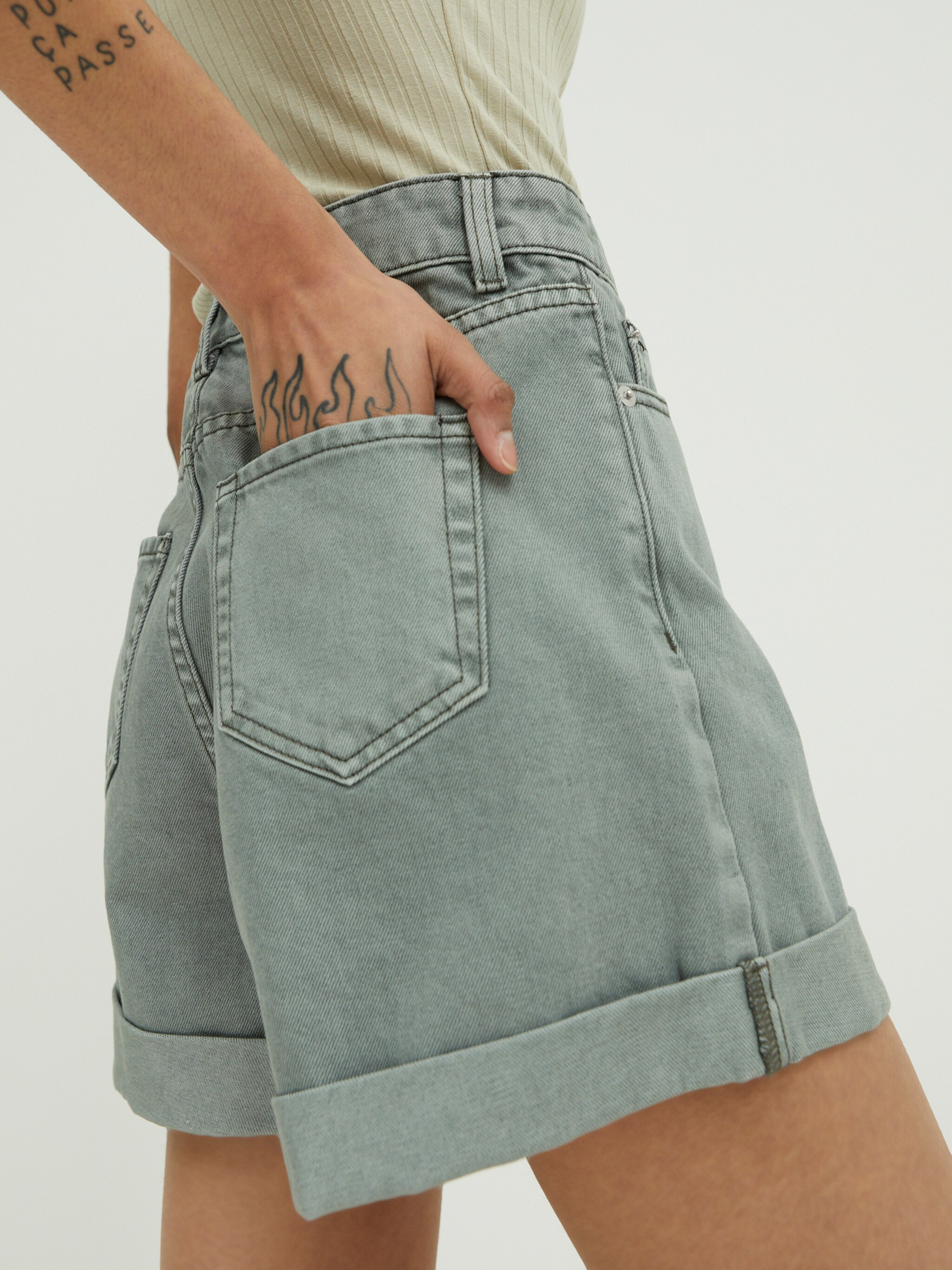 EDITED Producten Jeans 'Amy' Groen