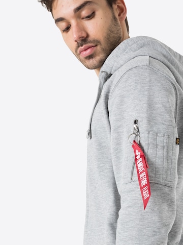 ALPHA INDUSTRIES Sweatshirt 'X-Fit' in Grijs