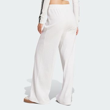 ADIDAS ORIGINALS Loose fit Pants 'Essentials' in White