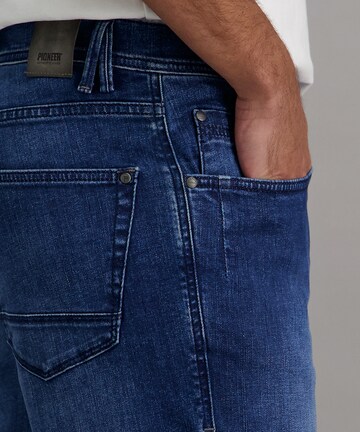 PIONEER Regular Jeans in Blau