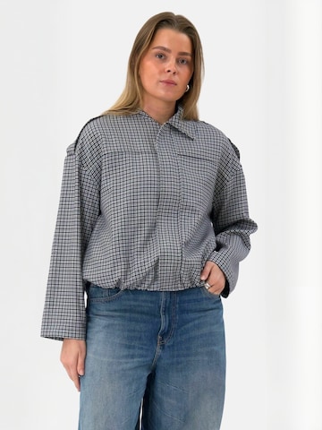 Veste mi-saison ' Livia ' ITS MAY en vert : devant