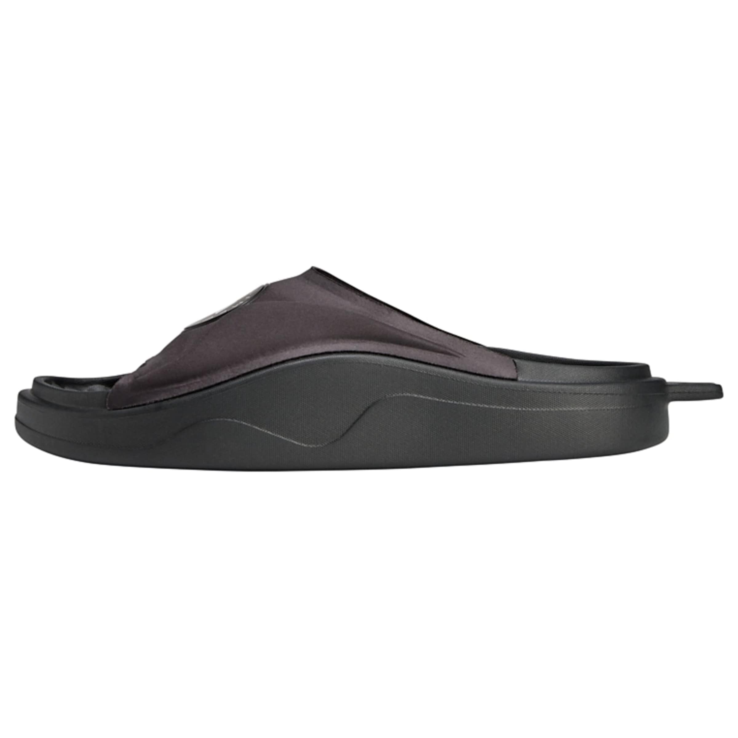 ADIDAS BY STELLA MCCARTNEY Pantolette 'Slide' in Schwarz: Vorderseite