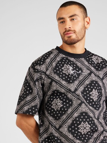 Tricou de la Karl Kani pe negru