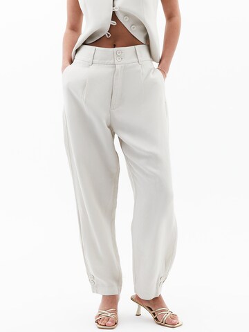 Baggy Pantaloni di OXXO in grigio: frontale