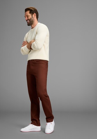 Man's World Regular Jeans in Braun