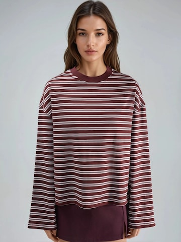 Busem - Camisa 'T-Shirts' em vermelho