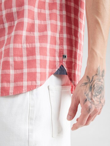 s.Oliver Regular fit Button Up Shirt in Red