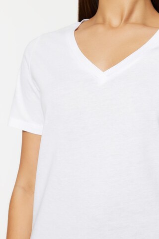 Trendyol T-shirt i vit