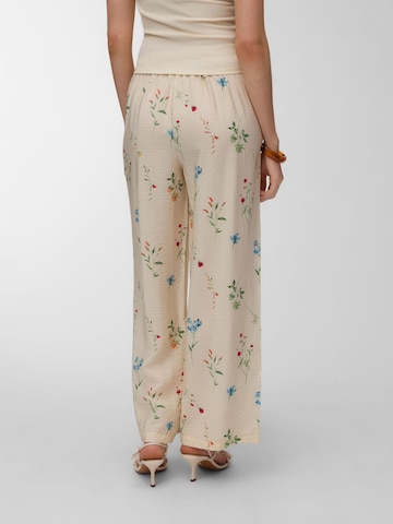 VERO MODA Wide leg Trousers 'VMJosie' in White