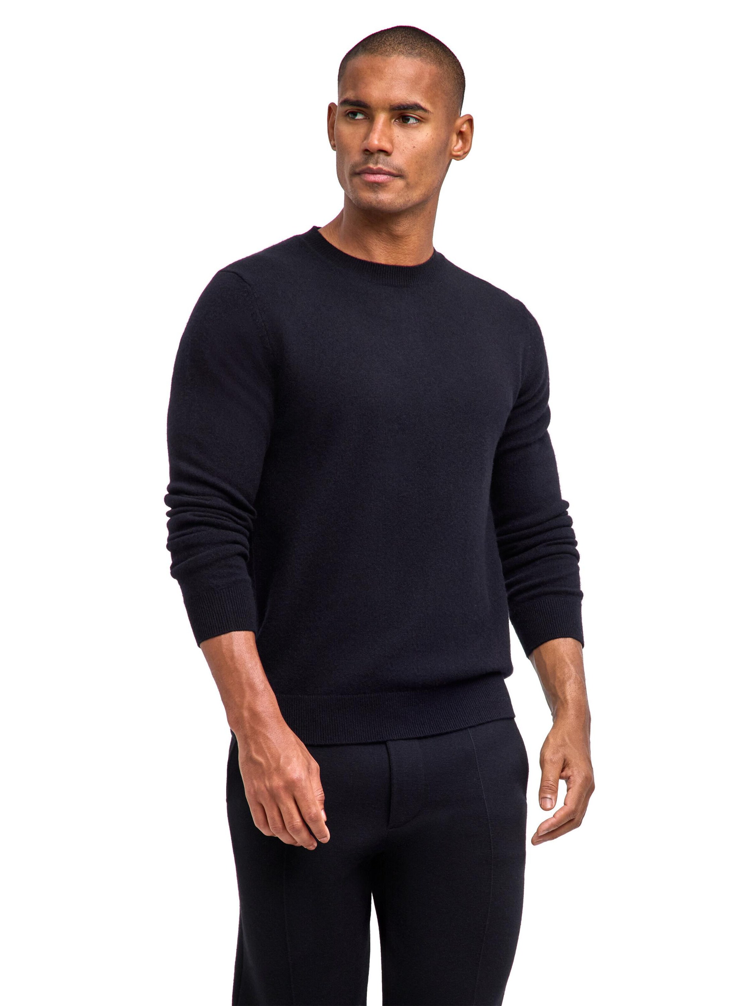 FALKE Sweater in Black: front