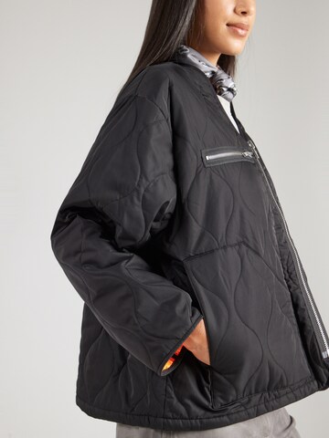 Veste mi-saison 'Poly Alice' MADS NORGAARD COPENHAGEN en noir