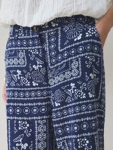 Next Loosefit Hose in Blau