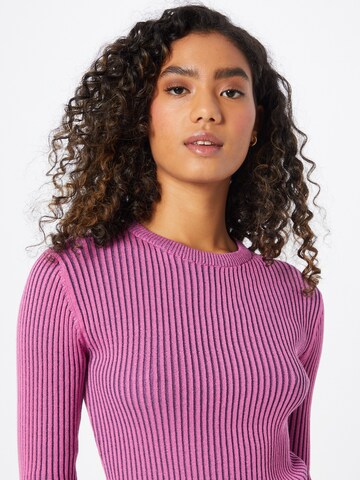 Warehouse Pullover i pink